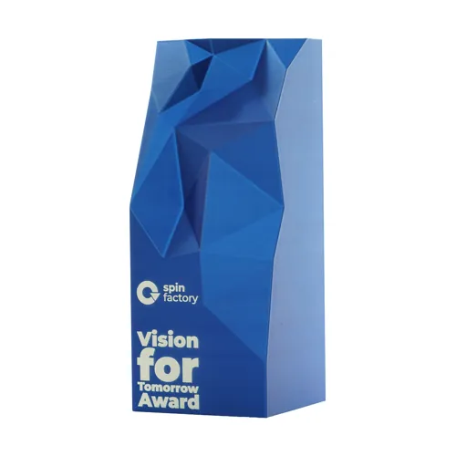 3D trofej odlitá ze slitiny ZNAL — ocenění s individuálním návrhem